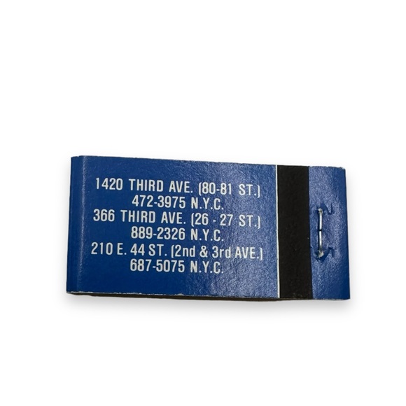 Vintage Manhattan NYC Matchbooks 1970s 1980s Manhattan Cafe Sheraton LOT OF 4 - Picture 7 of 9